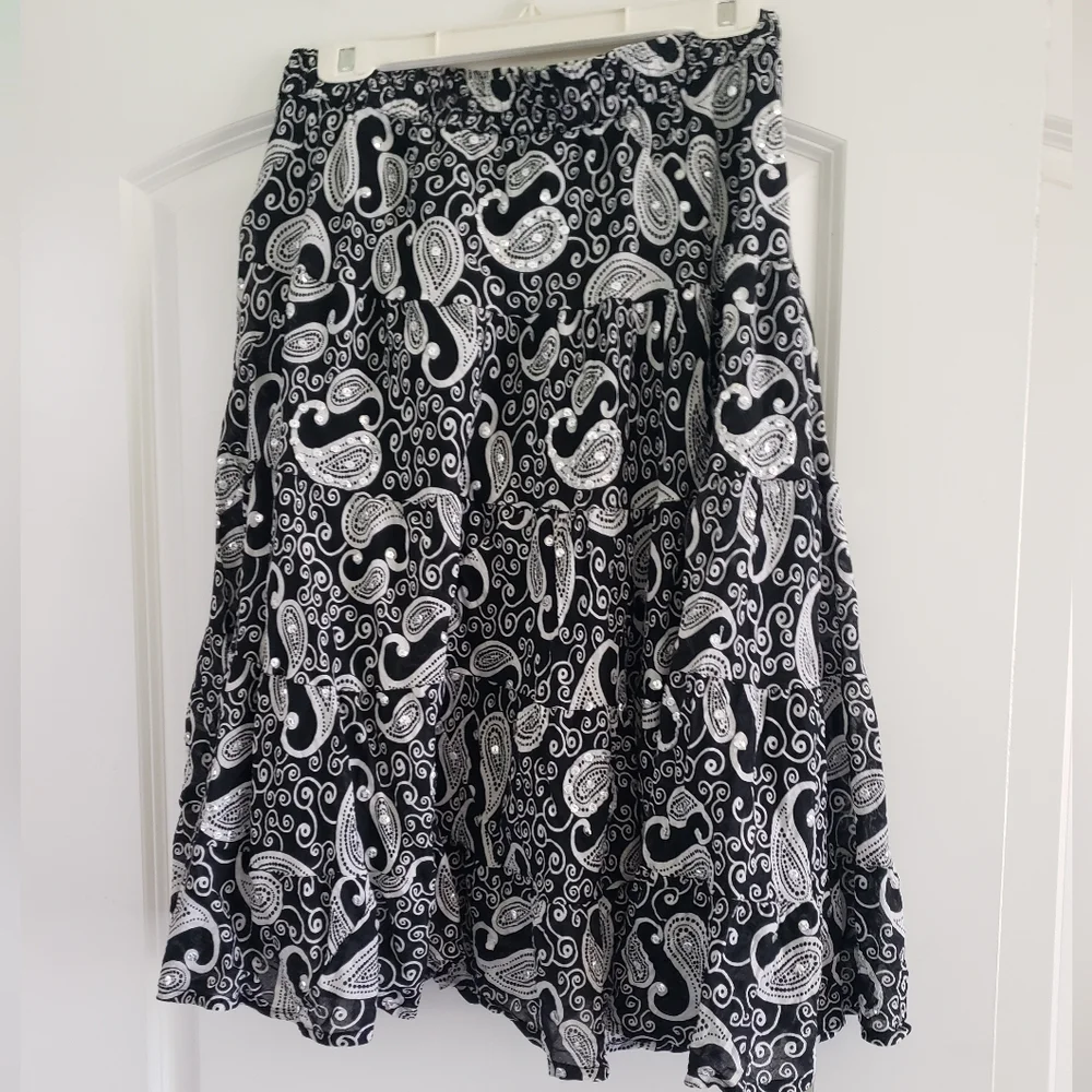 Skirt One Size - Picture 2 of 3